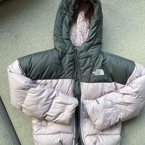 The North Face girls 5T/XXS pink puffer jacket